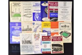 Football League Cup match programmes to include 1961/62 Newcastle Utd v Sheffield Utd replay,
