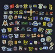 Box of modern enamel/metal football badges, good variety of clubs including some dedicated match