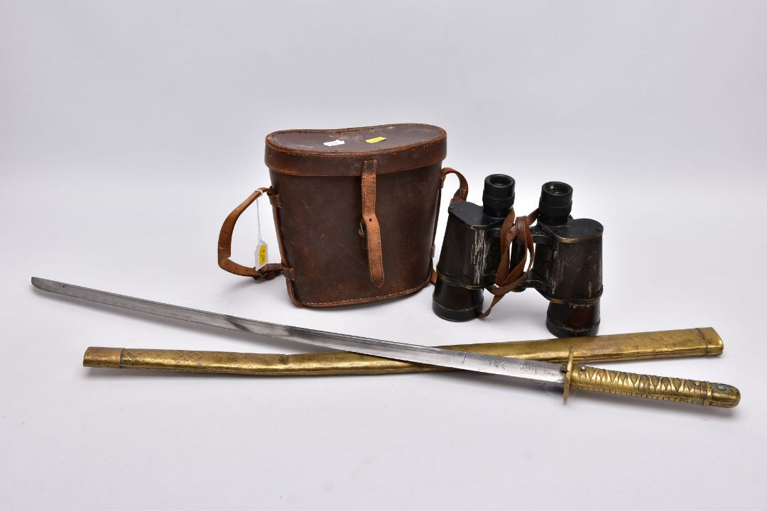 A BROWN LEATHER CASE BOXED PAIR OF BELIEVED IMPERIAL JAPANESE ARMY WWII ERA BINOCULARS, the left - Image 1 of 16