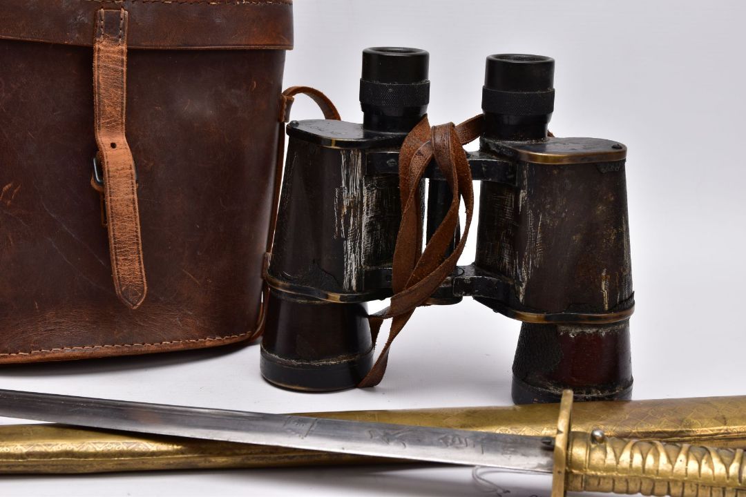 A BROWN LEATHER CASE BOXED PAIR OF BELIEVED IMPERIAL JAPANESE ARMY WWII ERA BINOCULARS, the left - Image 2 of 16