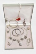 A SELECTION OF SILVER AND WHITE METAL JEWELLERY, to include a silver 'ARP' button badge,