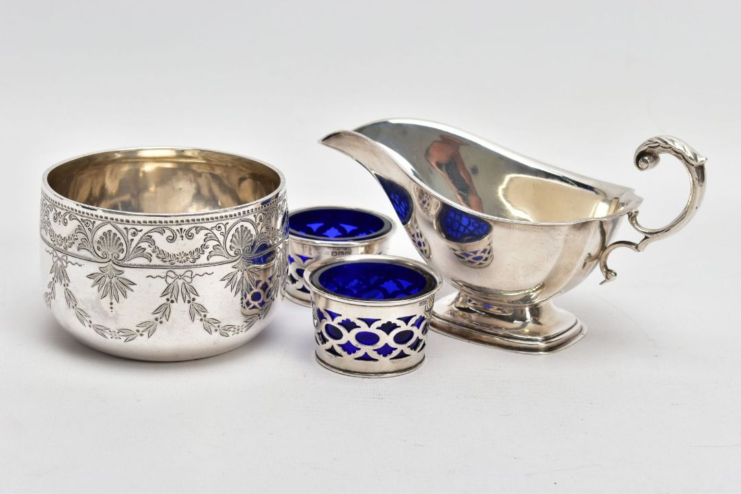 FOUR ITEMS OF SILVERWARE, to include a late Victorian silver sugar bowl with engraved swag, shell - Image 4 of 5