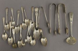 A quantity of silver flatware. 10 troy ounces.