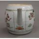 An 18th century Chinese porcelain teapot. 16.5 cm long. - Image 15 of 19