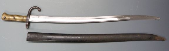 French 1866 pattern chassepot bayonet dated 1873 to 57cm fullered Yataghan blade, stamped R.S