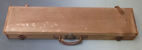 Vintage canvas and leather bound gun case, 83x22x9cm.