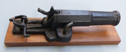 French 16 bore pinfire trip wire alarm gun with rear flat stamped 'Depose' and 5 inch part octagonal