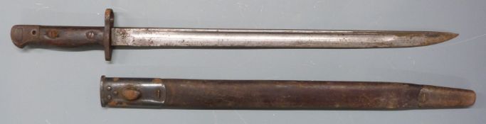 British 1907 WW1 bayonet, Wilkinson to 43cm single edged fullered blade, with scabbard. PLEASE