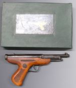 EMGE Zenit Luftepistole .177 air pistol with chequered wooden grips, inset maker's plaque and top