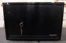 Sentry gun or ammunition safe/ cabinet 43x37x30cm.