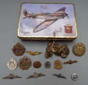 Small collection of air force related badges and buttons including Australian Air Force and Royal