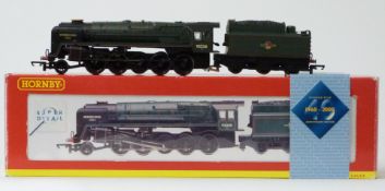 Hornby 00 gauge Anniversary Edition BR 2-10-0 model railway locomotive Evening Star 92220, R2187, in