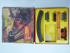 Tri-ang Hornby 00 gauge model railway The Goods train set, RS.11, in original box.