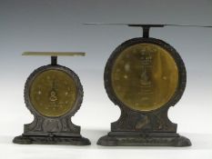 Salter No 45T trade spring balance to weigh 20lb together with a Salter's Improved Family Scale No