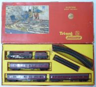 Tri-ang 00 gauge model railway goods train set, RS.22, in original box.