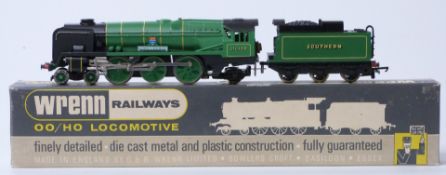 Wrenn 00 gauge model railway 2-rail SR 4-6-2 West Country Class locomotive Lyme-Regis 21C109, W2237,