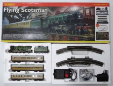 Hornby 00 gauge model railway Flying Scotsman train set, R1019, in original box.