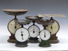 Five sets of Salter spring balances comprising No 50T trade balance, No 50T 10lb, Model 50 50 Newton