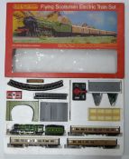 Hornby 00 gauge model railway Flying Scotsman train set, R.549, in original display box.