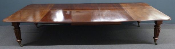 Victorian mahogany wind out extending dining table raised on fluted legs, with handle, L165cm