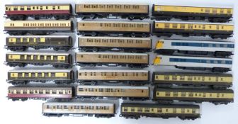 Twenty-one Hornby, Tri-ang and Lima 00 gauge model railway passenger coaches including BR, GWR,
