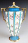 Minton twin handled covered pedestal vase, H15cm