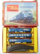 Tri-ang 00 gauge model railway The Blue Pullman train set, RS.52, in original box.