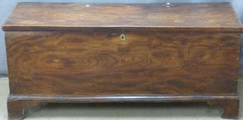 18th/19thC elm trunk raised on bracket feet, W134 x D52 x H57cm