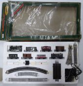 Mainline 00 gauge model railway Steam Freight train set with GWR 0-6-0 3205 locomotive, in