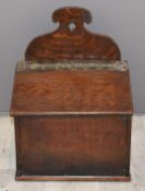 18th/19thC oak salt box, W28 x D21 x H37cm
