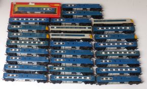 Twenty-seven Tri-ang and Hornby 00 gauge model railway The Blue Pullman Power cars, trailer cars and