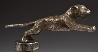 Desmo leaping leopard vintage car mascot, marked Desmo to base, length 20cm