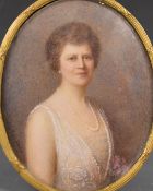 Ida Frances Laidman (1877-1962), Edwardian portrait miniature of a lady wearing a pearl necklace,