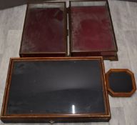 Pair of tabletop bijouterie or shop display cabinets with velvet base to interior, raised on six