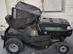 Hayter Heritage 13/30 ride on mower - 30 inch cut with grass box and Briggs and Stratton engine