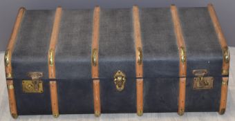 Vintage ash bound travelling trunk with inner tray, W90 x D54 x H33cm