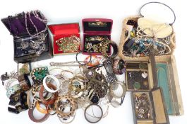 A collection of costume jewellery including Exquisite necklace, other necklaces, earrings, etc