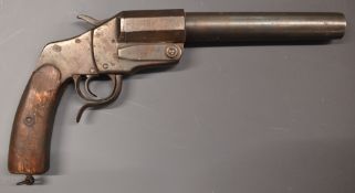 German WW1 flare or signalling pistol with two part mahogany grip, push forward underlever,