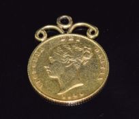 Victorian 1844 shield back gold half sovereign with pendant mount, 4.3g