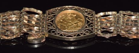 Victoria 1898 gold full sovereign with Sydney mint mark, in 9ct gold gate link bracelet, 22.8g