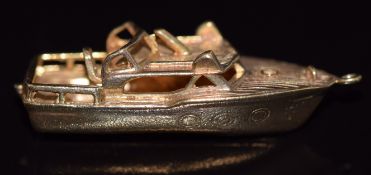 A 9ct gold pendant/ charm in the form of a boat, 12.1g