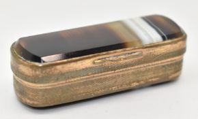 19thC gilt metal banded agate snuff or similar box with hinged inner lid, L5.5cm
