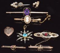 Four 9ct gold brooches set with a cameo, seed pearls and paste (8.9g), silver gilt pendant,