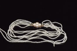 Victorian seed pearl bracelet, the yellow metal clasp set with split pearls, 6.4g