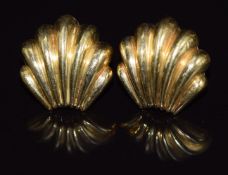 A pair of 18ct gold shell earrings, 6.5g