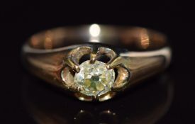 Victorian ring set with an old cut diamond of approximately 0.4ct, 3g, size M