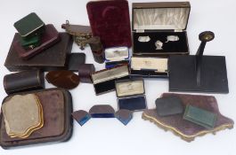 Victorian and later jewellery and silver retail boxes, jewellery or similar shop display stand and