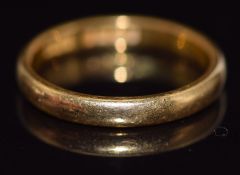 A 22ct gold wedding band/ ring 3.7g, size L