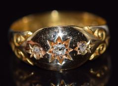 Edwardian 18ct gold ring set with three diamonds, Chester 1905, 3.1g, size K/L