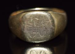 A 9ct gold signet ring, 6.6g, size N
